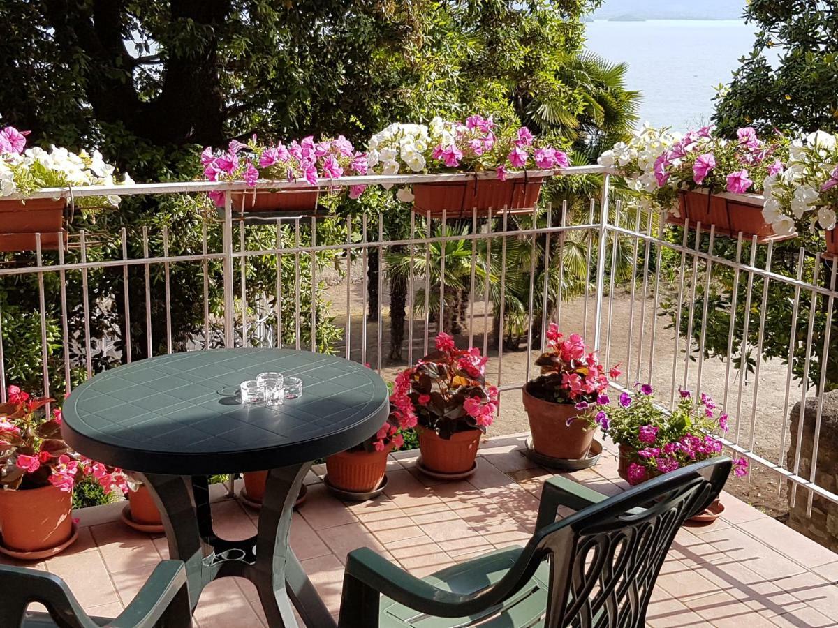 Antica Casa Di Famiglia Hotel Castiglione del Lago Exterior foto